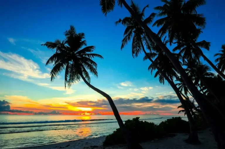 Sun and surf in the Forida Keys