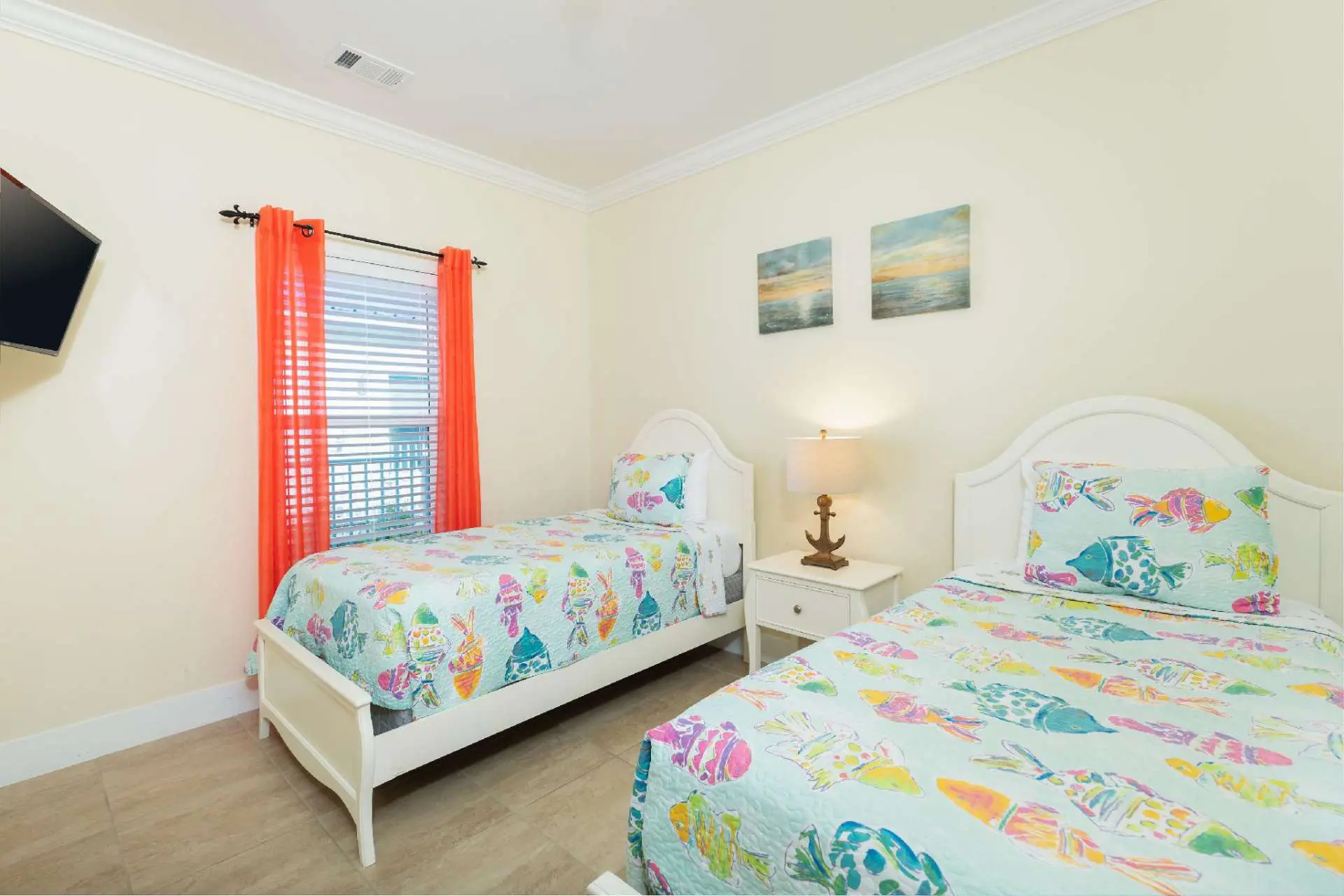 Twin-beds (1)