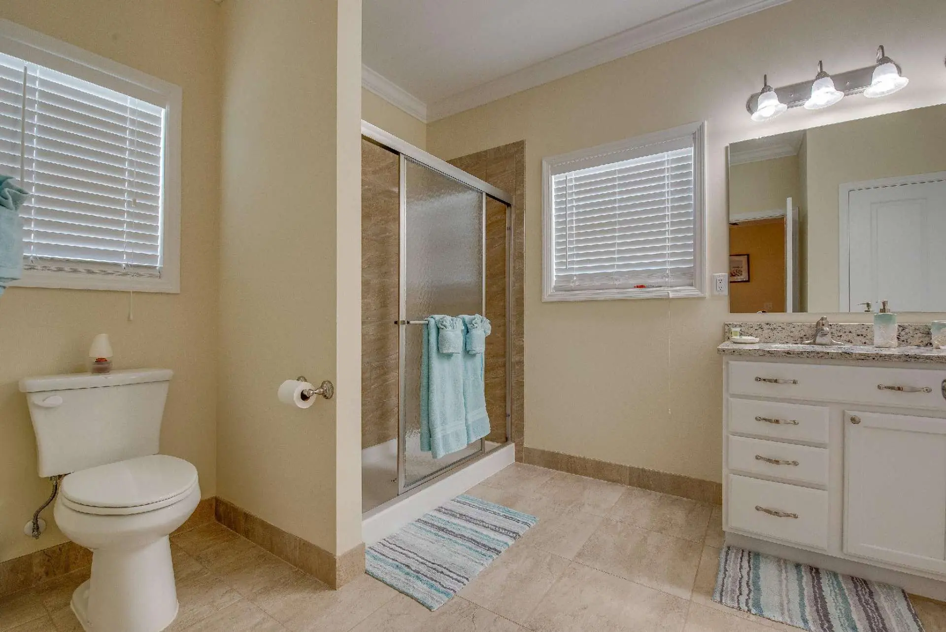 bathroom2